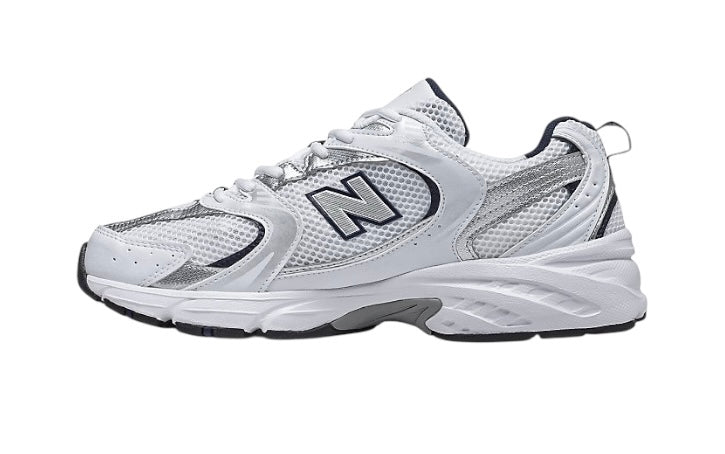 “NEW BALANCE 530”