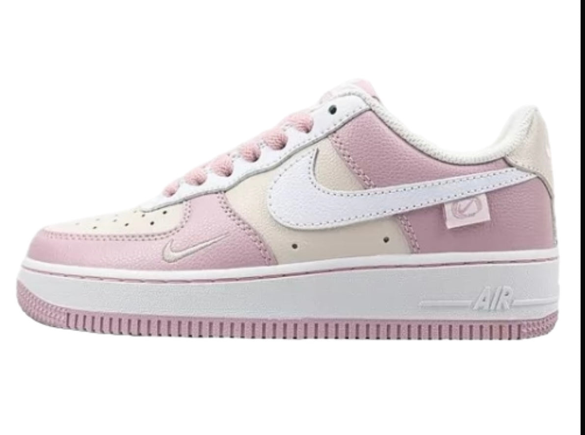 NIke AIRFORCE 1 “CHARM”