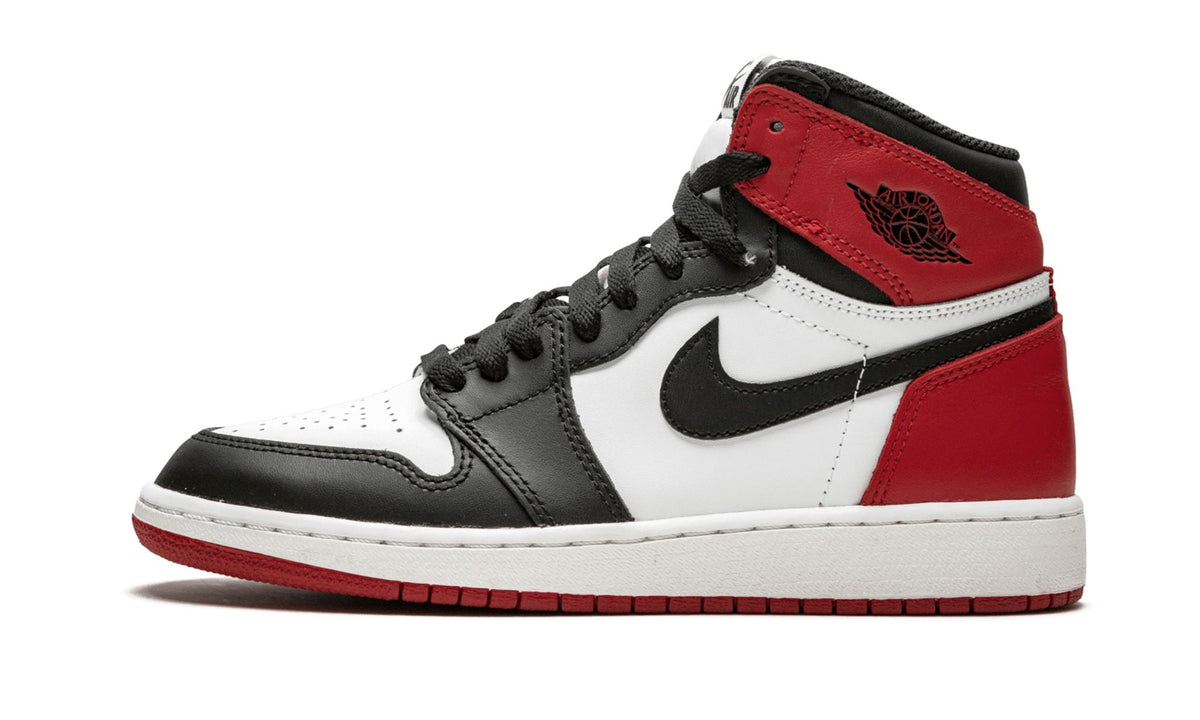 AIR JORDAN 1 RETRO HIGH OG BG "Black Toe 2016"